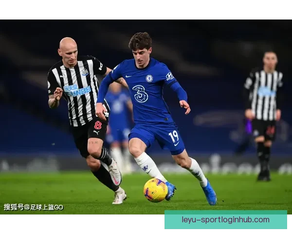 乐鱼体育深度解析英超赛季精彩对决与球队表现趋势